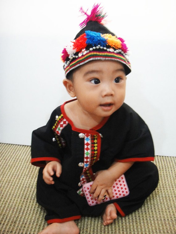 Hmong Children's Clothes via AsiaMade2Order on Etsy