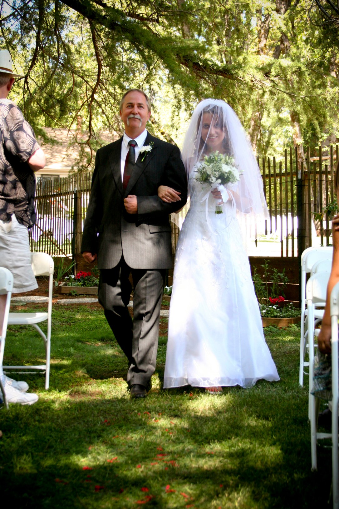 walking down the aisle with daddy - outdoor Norcal wedding