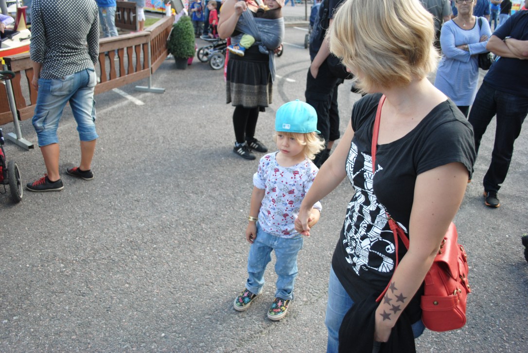 A guest post about little boys clothing by Mrs Agatha from Finland 