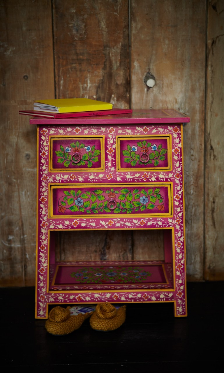 Almirah Cabinet via Plumo