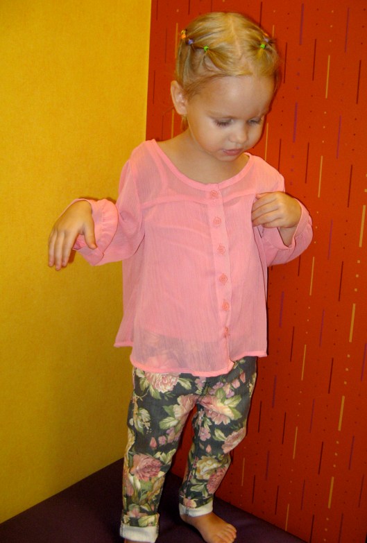 Image - Aveline Alenka in JCP JCPenney Back to School Collection - FirstDayLook Toddler Style - Pink Blouse and Floral Denim on the Oaxacaborn blog 2