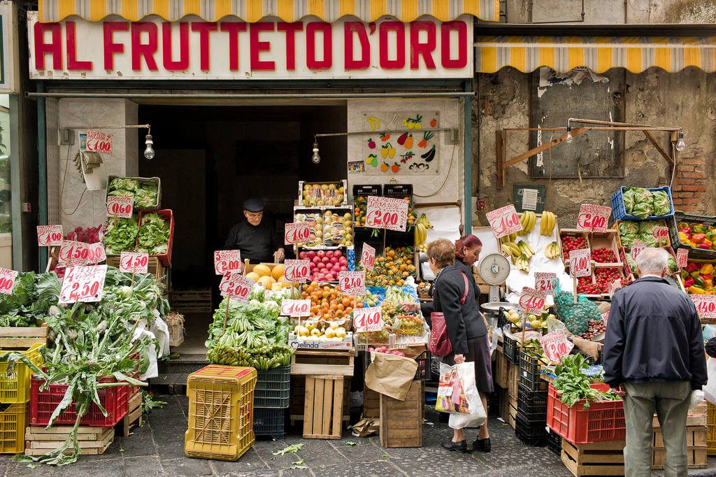 10 Inspiring Storefronts and Cafes from around the World // Fruit shop in Naples, Italy // Photograph by André Benedix on Flickr
