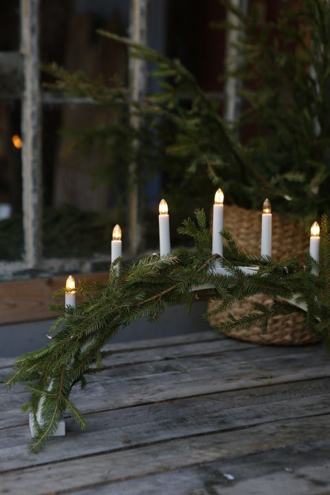 Skandinavisk Jul! Styling by Swedish interiors and gardening store GRANIT