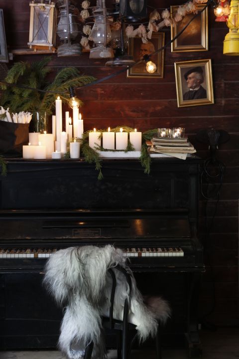 Skandinavisk Jul! Styling by Swedish interiors and gardening store GRANIT