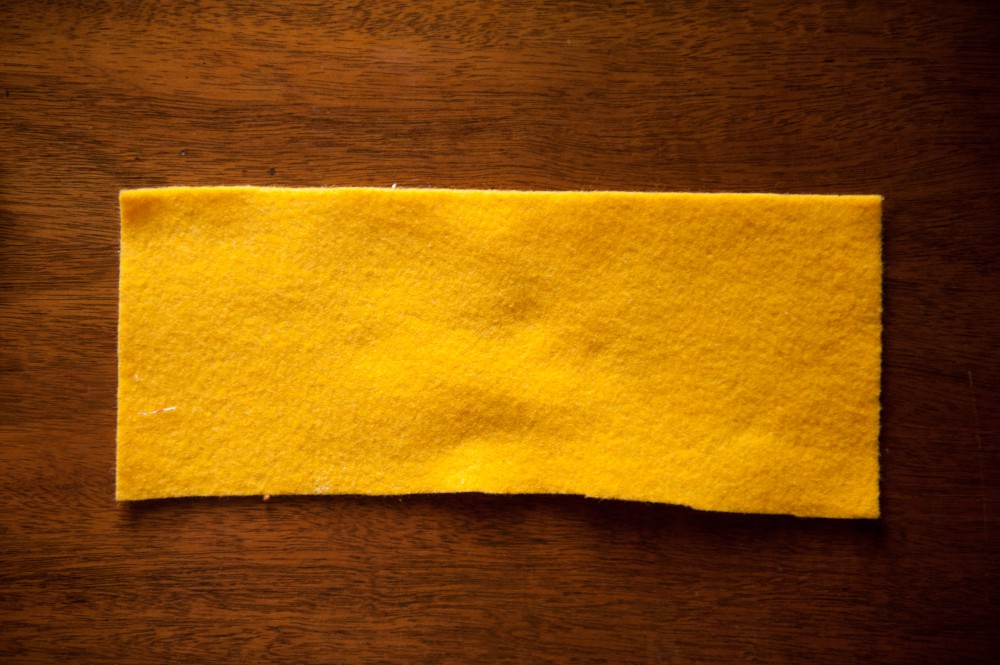 DIY Felt Food Tutorial for Swedish Lussekatter, by Linnea Farnsworth for the Oaxacaborn blog