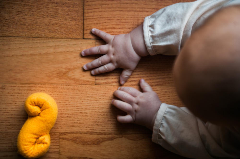 DIY Felt Food Tutorial for Swedish Lussekatter, by Linnea Farnsworth for the Oaxacaborn blog
