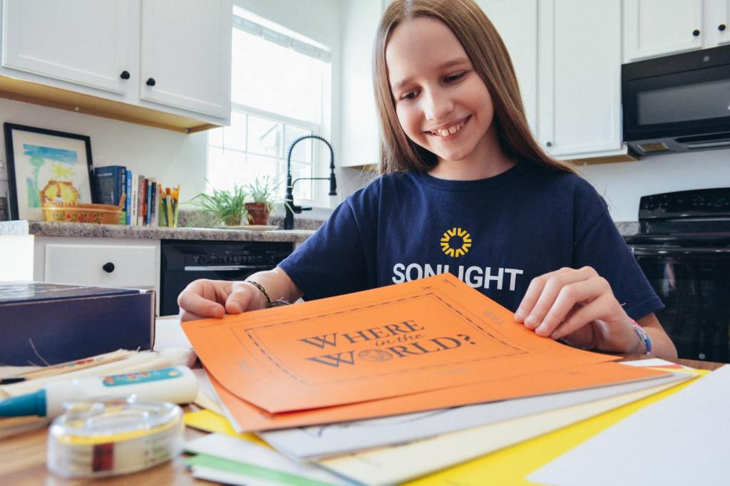 A review of Sonlight's history lapbooks